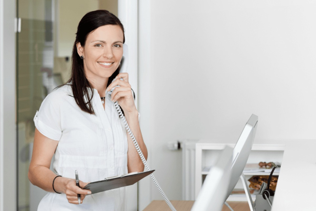 Vaga de Emprego para Recepcionista.